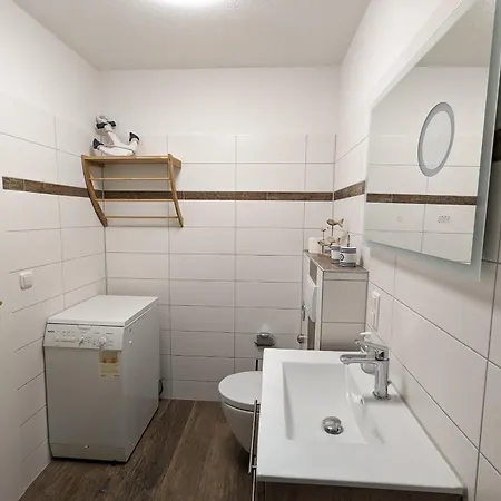 Holl Doerch アパート ボルン